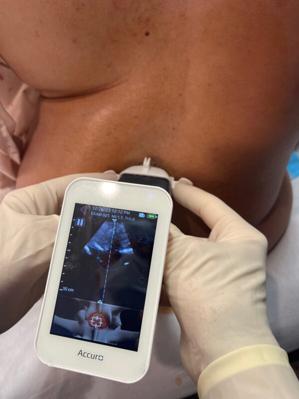 Anesthesiologists mitigate risks with ultrasound guidance